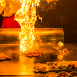 Elektromos Teppanyaki grill - 4,5kW - Sima sütőlap - Elülső sütés