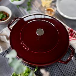STAUB | BRAISERS - Cocotte avec Chistera Drop-Structure - 280mm - Fonte - Grenadine-Rouge	