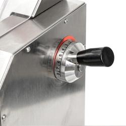 Formadora de pizza - de bancada - para pizza Ø250mm; massa fresca 250mm - espessura da massa 0 a 10mm - Ø60x250mm - 270W - Aço inoxidável