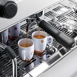 Espresso / kaffemaskin 3 gruppig