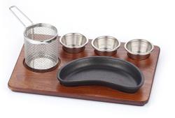 Sizzler serveerset - 6-delig - incl. 3 kommetjes, frittiermandje, MDF serveerplank - gietijzer + RVS AISI 304 + MDF - 350x260mm - gietijzeren plaat; kidneyvorm; met anti-aanbaklaag