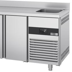 Mostrador refrigerado PREMIUM - 1900x700mm - de trabajo con fregadero a la derecha - GN 1/1 - refrigeración ventilada - con peto trasero 60mm