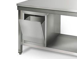 ECO-työpöytä ruostumattomasta teräksestä - 600x700mm - perushyllyllä ja jalustalla	
