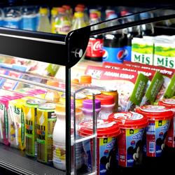 Ilha de refrigeração - 1380x1173mm - 1310L - com 2 portas deslizantes em vidro - Preto