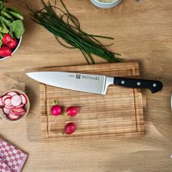 ZWILLING | Professional S Chef’s Knife – FRIODUR Hardened Blade - 200 mm - Made in Germany