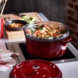 STAUB | LA COCOTTE - Cocotte con inserto per cottura a vapore - Ø 260mm - Ghisa - Rosso granatina