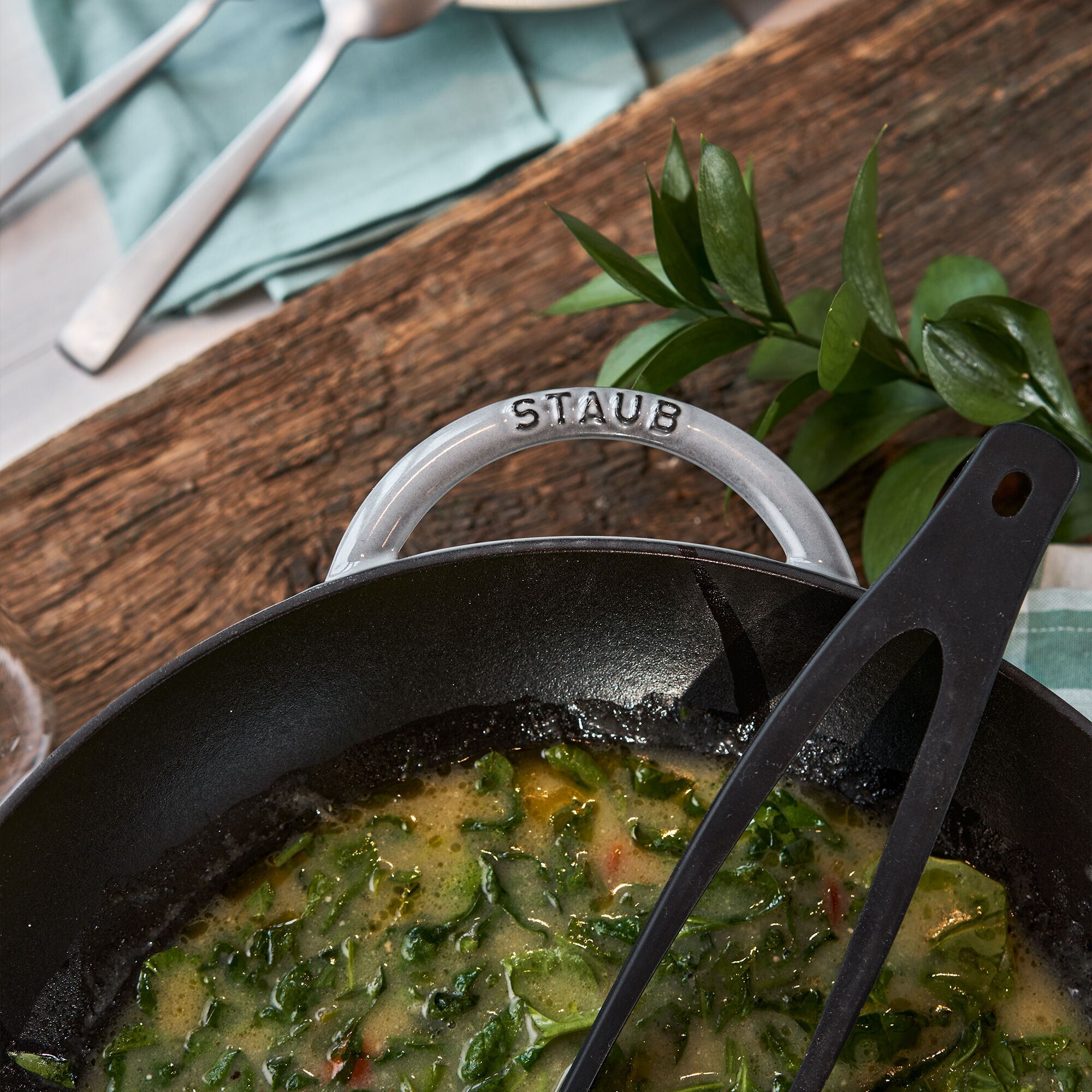STAUB | SPECIALITIES - Wok avec couvercle en verre - Ø 370mm - Fonte - Gris graphite	