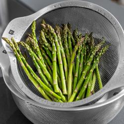 ZWILLING | Mesh Sieve & Colander Bowl – Ø 240 mm - 18/10 Stainless Steel - With Handles