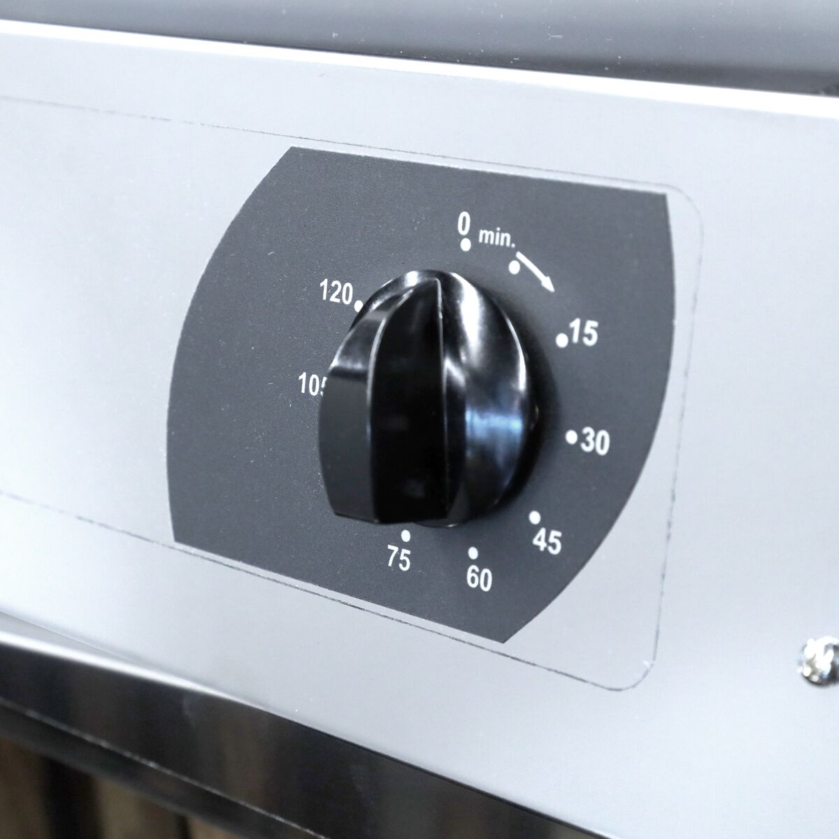 Stérilisateur de couteaux – pour 30 couteaux – 20 watts – minuterie jusqu’à 120 min