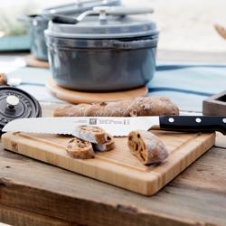 ZWILLING | PRO - Couteau à pain - Lame: 200mm