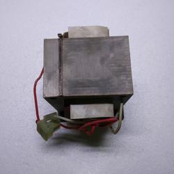 Vysokonapěťový transformátor pro MWM3414