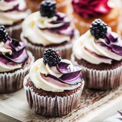 Armário frigorífico panorâmico de bancada - 108L - 470mm - com 4 prateleiras rotativas em grelha cromada - 1 porta - Prata