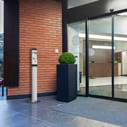 Seisova tuhkakuppi - alumiini - valkoinen - ulko- ja sisäkäyttöön - 15 x 15 x 85 cm