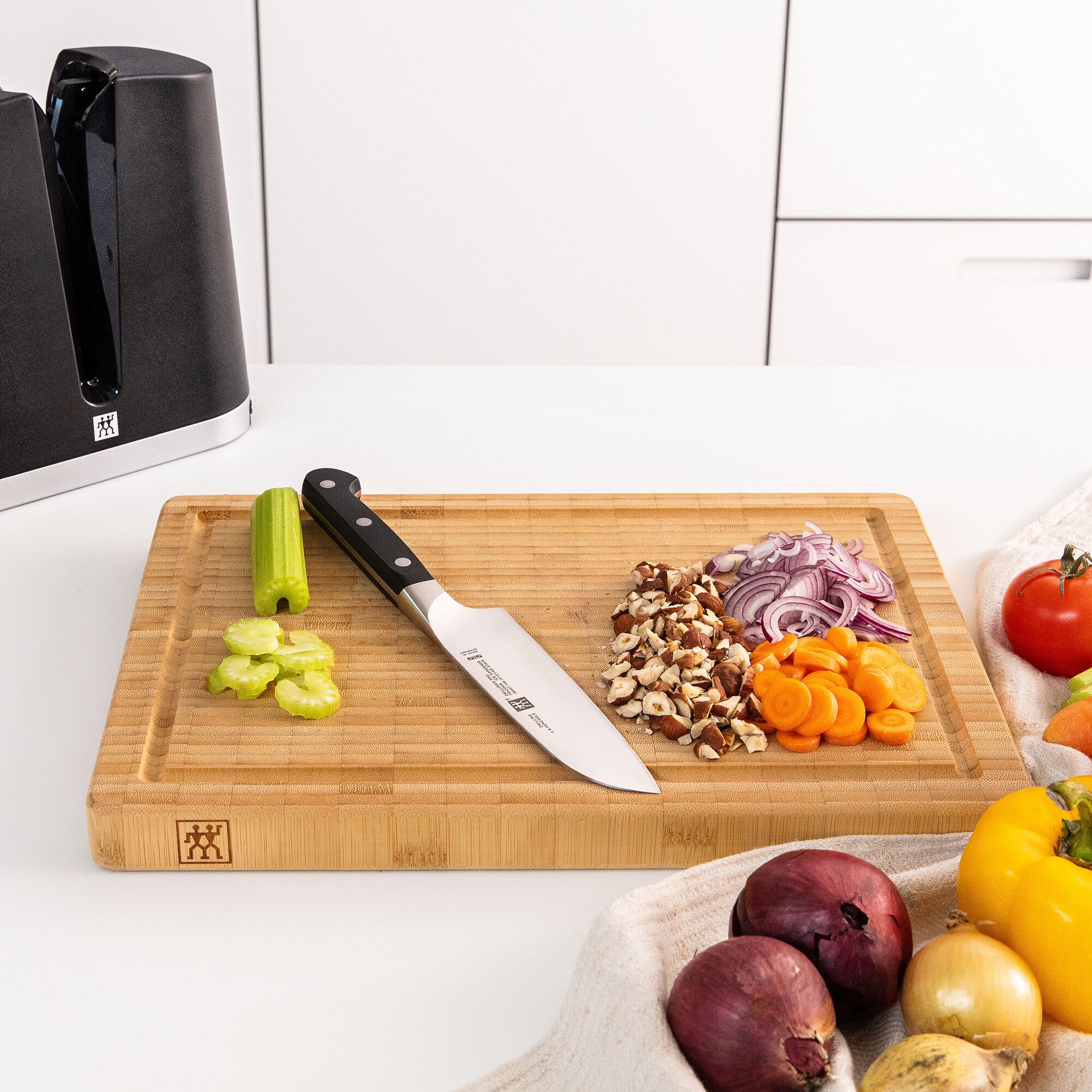ZWILLING | PRO - Couteau Santoku - Lame: 180 mm