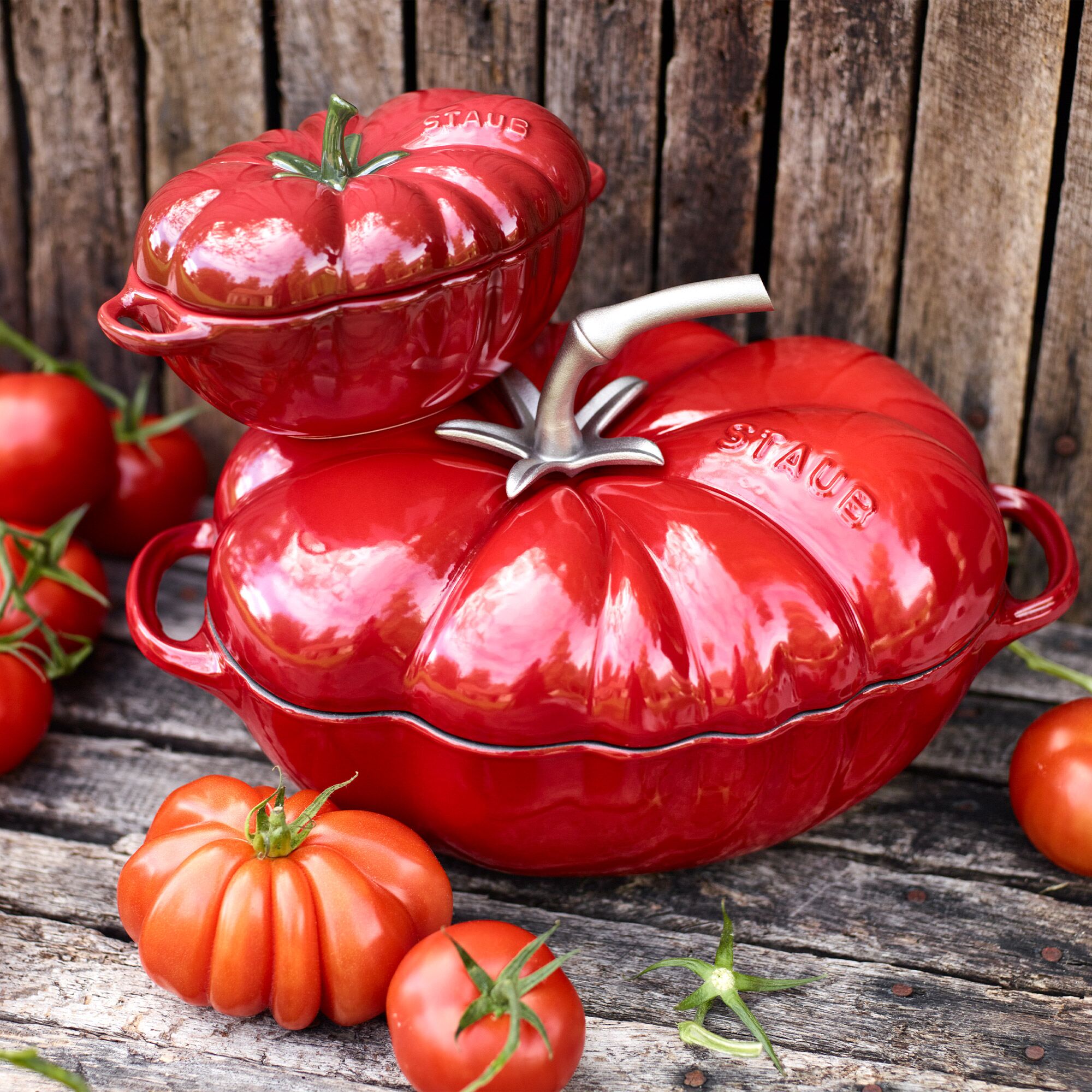 STAUB | LA COCOTTE - Cocotte - Forme de tomate - 250 mm - Fonte - Rouge cerise