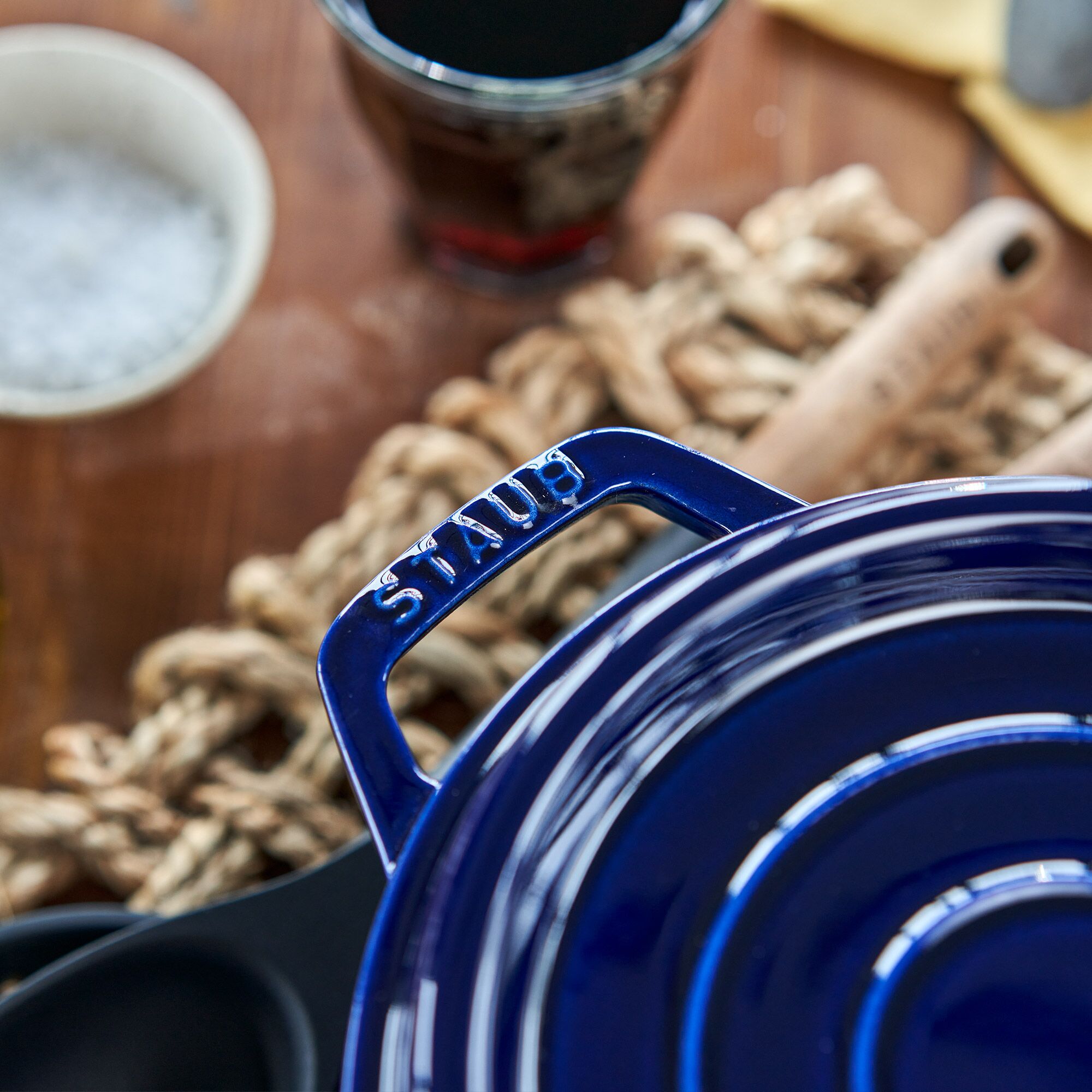 STAUB | Cocotte Oval Enamelled Cast Iron Casserole Dish – 330 mm Oval – Dark Blue