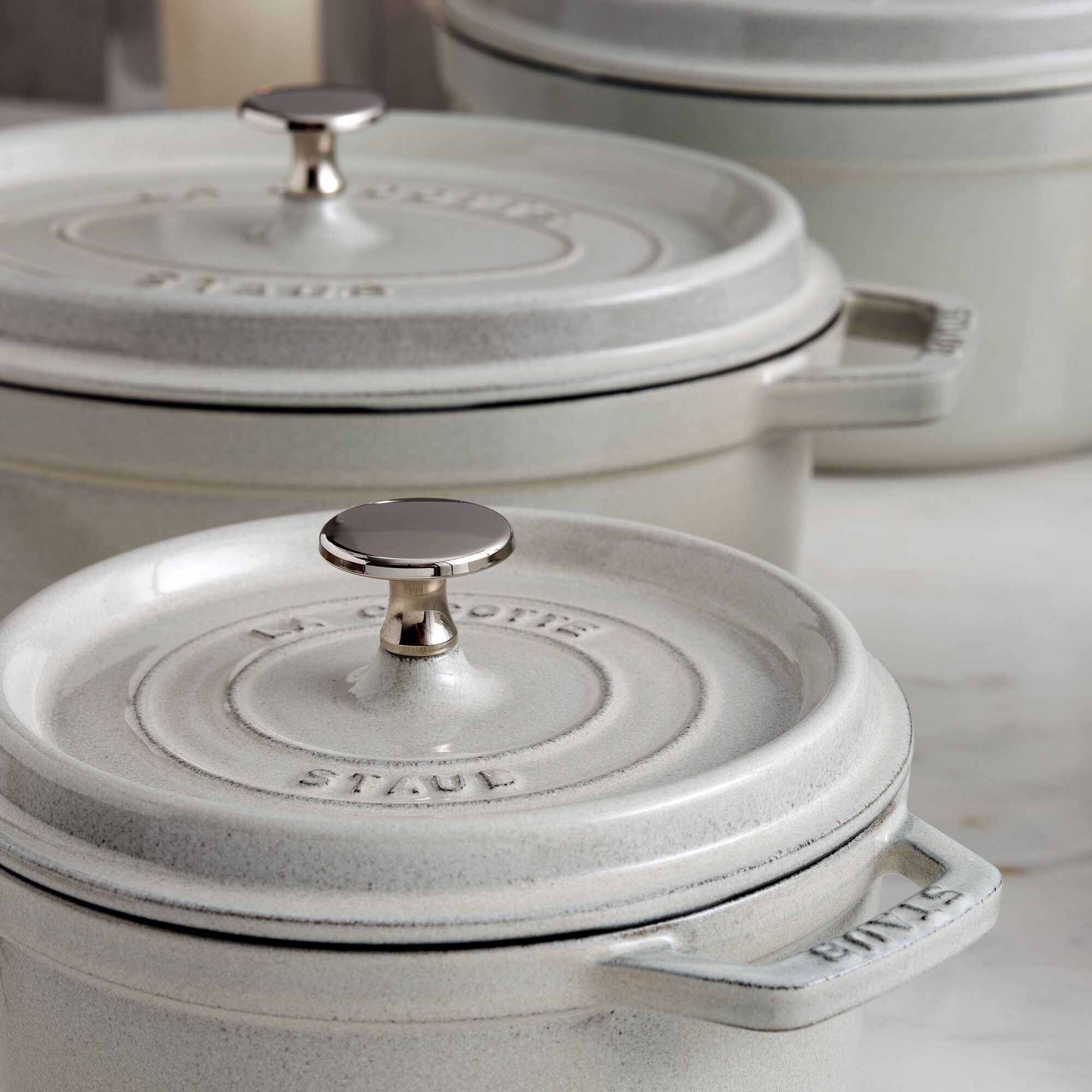 STAUB | LA COCOTTE - Cocotte - ovale - 290mm - Fonte - Truffe blanche	