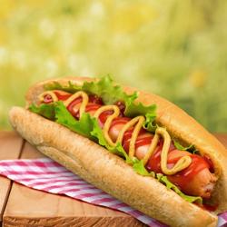 Masina de facut hot dog- cu 4 frigarui