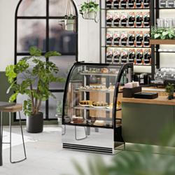 Vitrine Refrigerada de Bancada - 304L - 900mm - Vidro duplo - com 3 prateleiras de vidro - frente fechada e portas traseiras de correr - para pastelaria