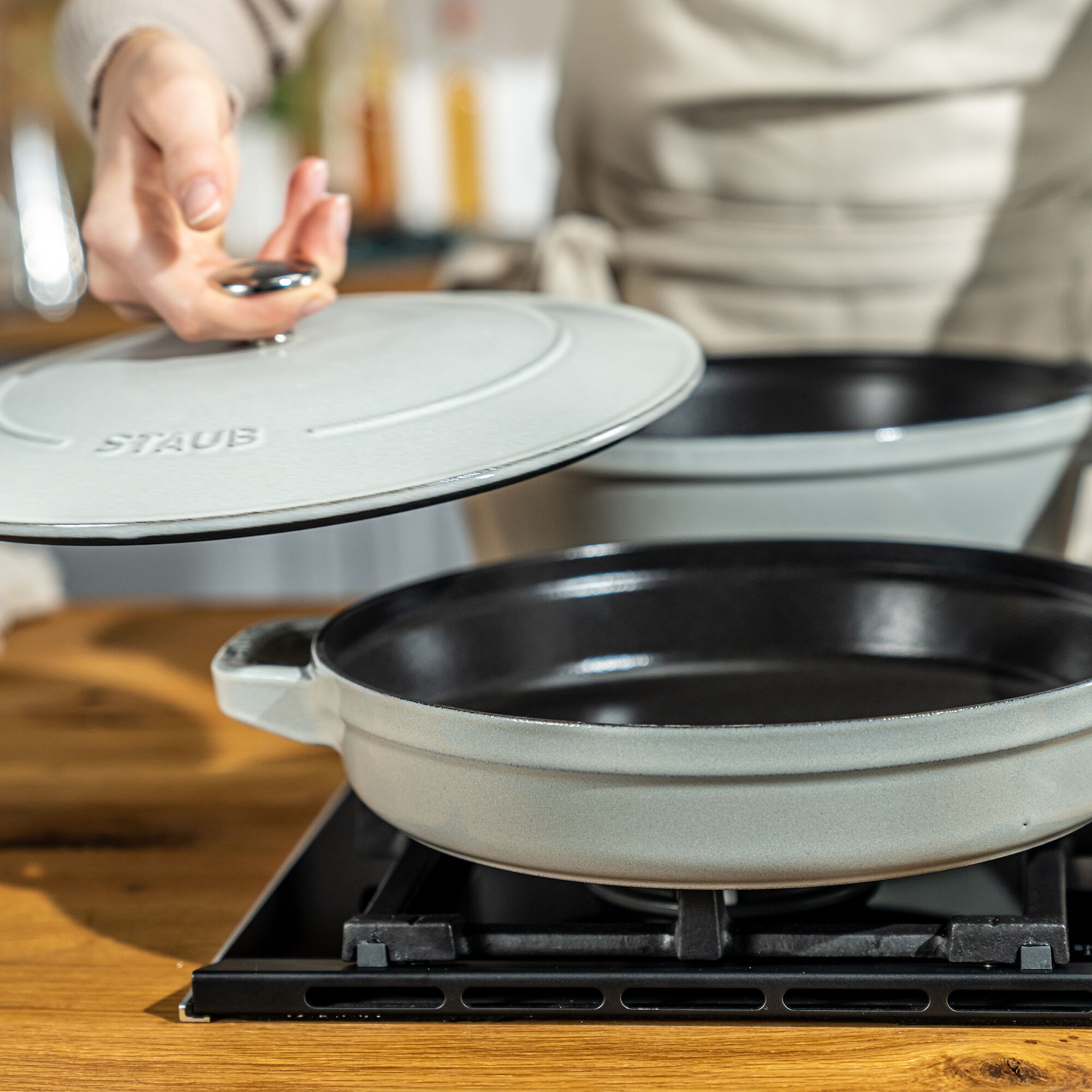 STAUB | STACKABLE SET – Set de marmites – 2 pièces – Ø 240 mm – Fonte – Truffe blanche