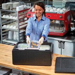 CAMBRO | Cam GoBox® Toploader – 610×430×270 mm – Black – 4h temp hold