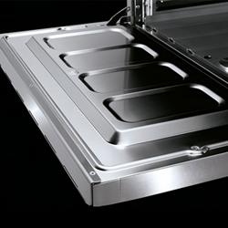 Gáztűzhely 4x főzőlap (34,5 kW) + gázos tűzhely (7,8 kW)