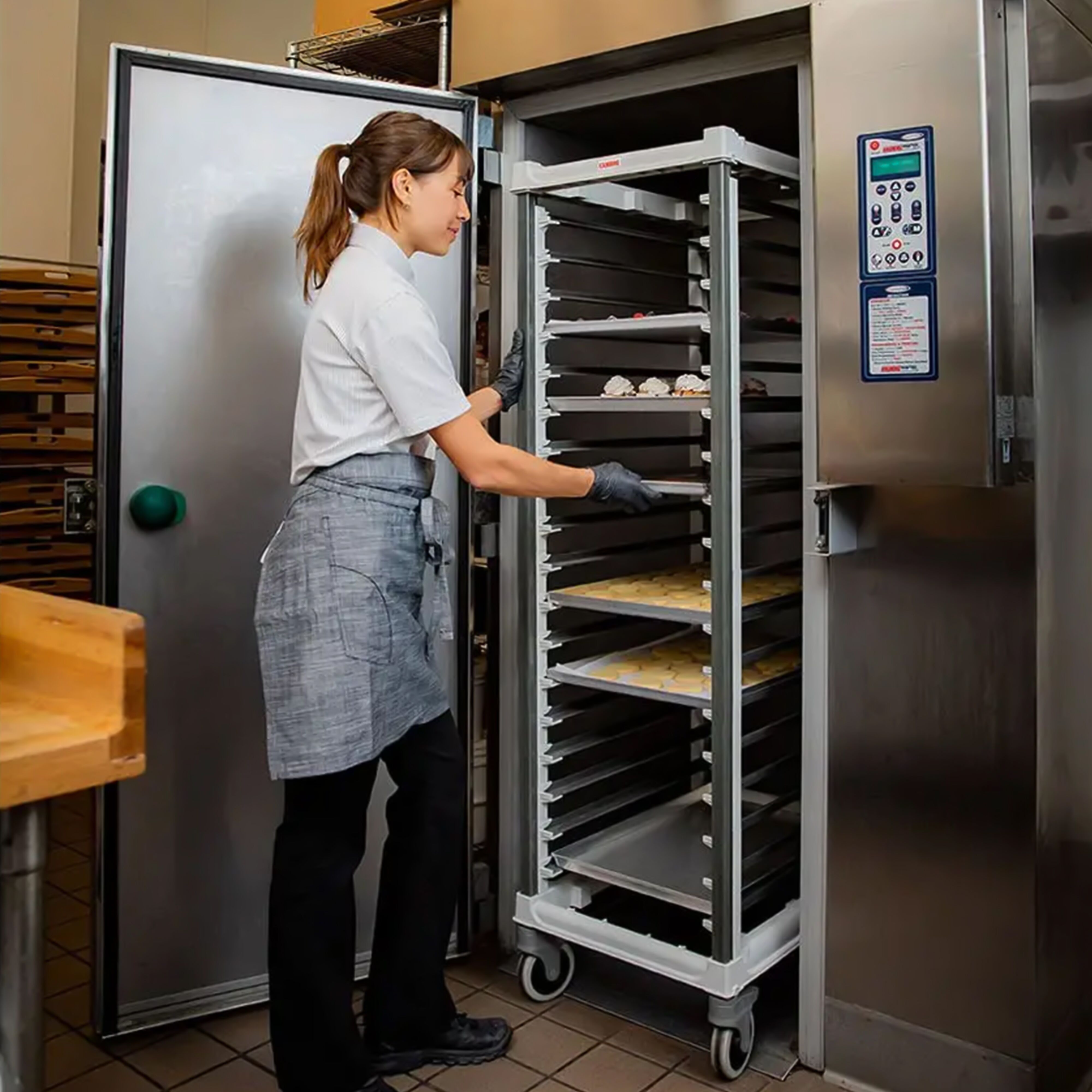 CAMBRO | Chariot à pâtisserie - pour 18x EN 600x400