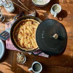 STAUB | BRAISERS - Brasiera con struttura a goccia Chistera - 240 mm - Ghisa - Nero