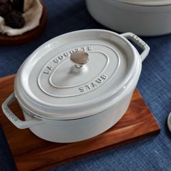 STAUB | LA COCOTTE - طنجرة كوكوت - بيضوية - 270 مم - حديد زهر - لون الكمأة البيضاء