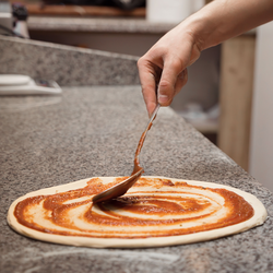 Pizza Hazırlık Tezgahı Premium PLUS- -1980x700mm- 9 Çekmeceli - Soğutmalı vitrin dahil - 9x GN 1/4