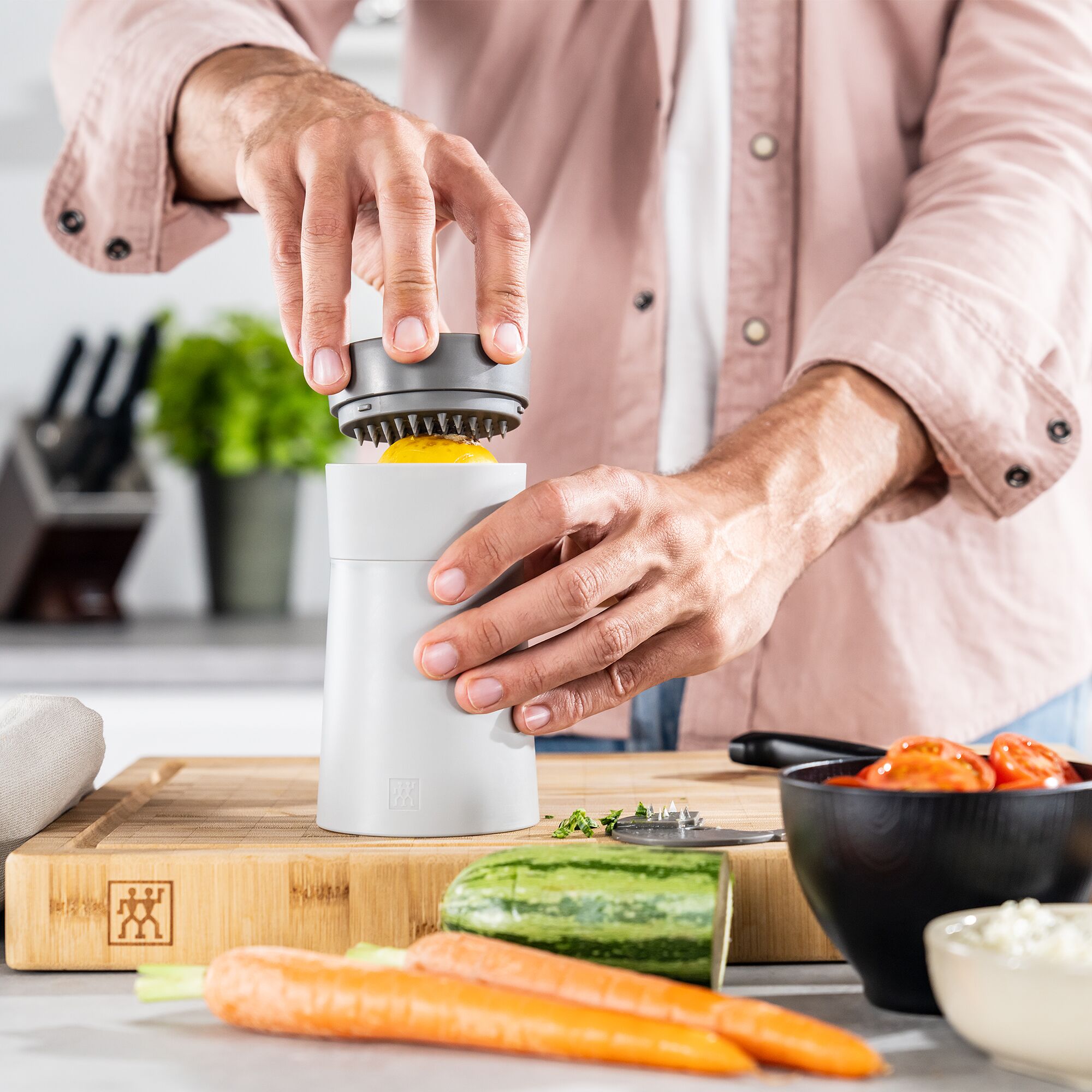 ZWILLING | Z-CUT – Coupe-légumes spiral – Gris