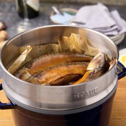 STAUB | LA COCOTTE - Kókuszdob gőzölős betéttel - Ø 260mm - Öntöttvas - Sötétkék színű