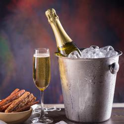 Jégkockakészítő - üreges henger - 12 kg/24 óra - matt fekete