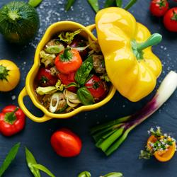 STAUB | CERAMIQUE - Cocotte - Forme poivron - 0,45 litre - Céramique - Jaune	