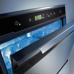 ELECTROLUX | Lave-verres à double paroi - Digital - 3,3 kW - avec pompe à détergent-, à produit de rinçage- & à vidange