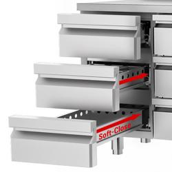 Koelwerkbank PREMIUM - 1400x700mm - 1 deur - 3 lades - met spatrand - GN 1/1