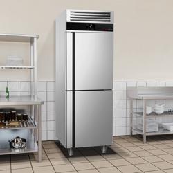 Hűtőszekrény Rozsdamentes acél PREMIUM - GN 2/1 - 700 l - akár −2…+8 °C - mit 2 félajtó - Légkeveréses hűtés, automatikus leolvasztás, belső LED, R290