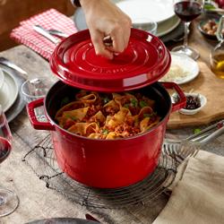 STAUB | LA COCOTTE - Kookpot - Ø 240mm - Gietijzer - Kersenrood