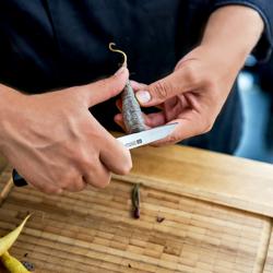 ZWILLING | VIER STERNE - Cuțit de curățat - Lama: 80mm