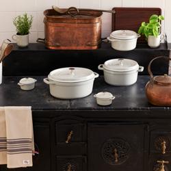 STAUB | LA COCOTTE - طنجرة كوكوت - بيضوية - 290 مم - حديد زهر - لون الكمأة البيضاء