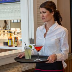 CAMBRO | CAMTREAD® - صينية مصنوعة من الألياف الزجاجية باللون الأسود - دائرية - عالية الجودة بقطر 355 مم (قطعة x12)