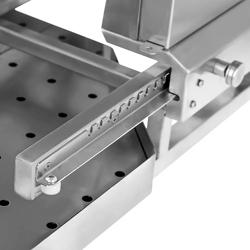 Griglia a gas per Kebab / Gyros - mobile - 4 bruciatori - max. 60 kg - incl. 2 piastre di protezione e 2 porte a battente