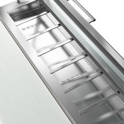 Salata Hazırlık Buzdolabı PREMIUM - 1365mm - 248L - 3 kapılı - camlı üstlük ile 7 adet GN 1/3 için & cam kapak