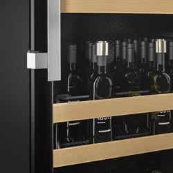 LIEBHERR | Refrigerador de vino PERFECTION - 1 zona climática - 642 litros - máx. 284 botellas
