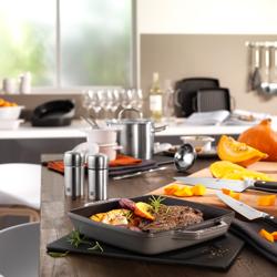 STAUB | GRILL PANS - مقلاة شواء - 230×230 مم - حديد زهر - رمادي غرافيت