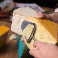 ZWILLING | PRO - Cortadora de queso con borde dentado - 220mm