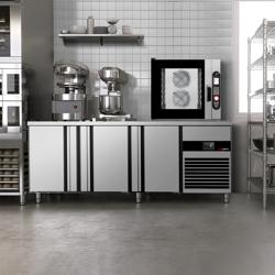 Commercial Combi Steamer - Touchscreen – Self-Cleaning – 7× GN 1/1 – H 875 mm – 260°C