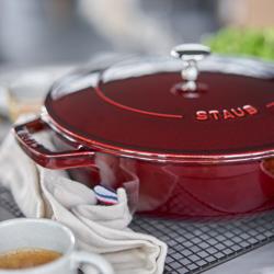 STAUB | BRAISERS - Sauteerpan met Chistera Drop Structure - 280mm - Gietijzer - Grenadine rood