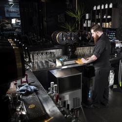 Machine à glaçons avec bac de stockage - 19kg/24h