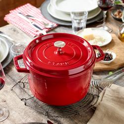STAUB | LA COCOTTE - Kookpot - Ø 240mm - Gietijzer - Kersenrood